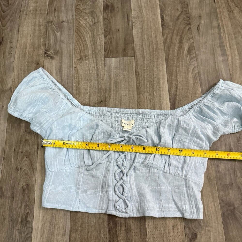 Aeropostale Textured lace front cropped coquette milkmaid puff sleeve top - Picture 5 of 7